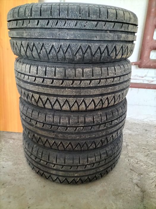 Anvelope mixte-4 bucăți