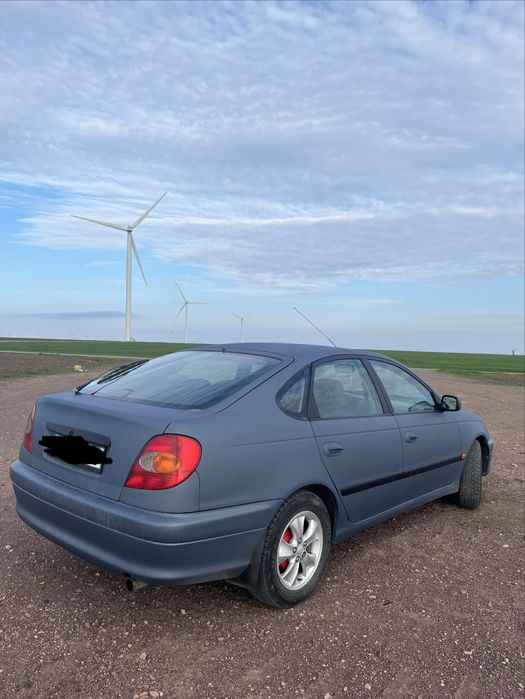 Vand Toyota Avensis