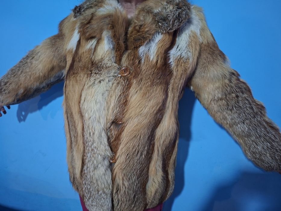 Haina de blana vulpe