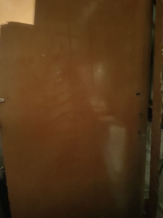 Продам железную дверь