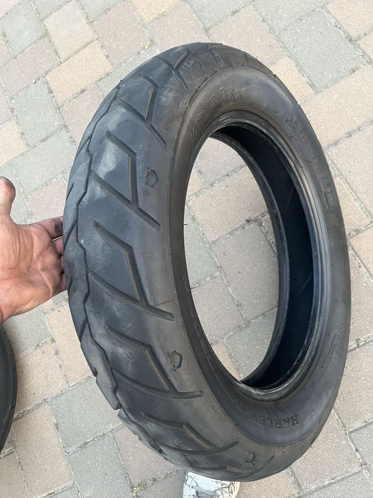 Vand 2 anvelope moto: 100 90 19 si 150 80 16