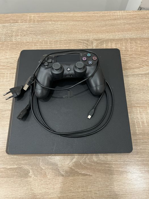 playstation 4 slim
