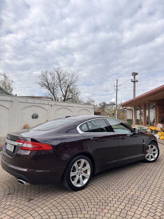 Vând Jaguar XF anul 2010 3.0