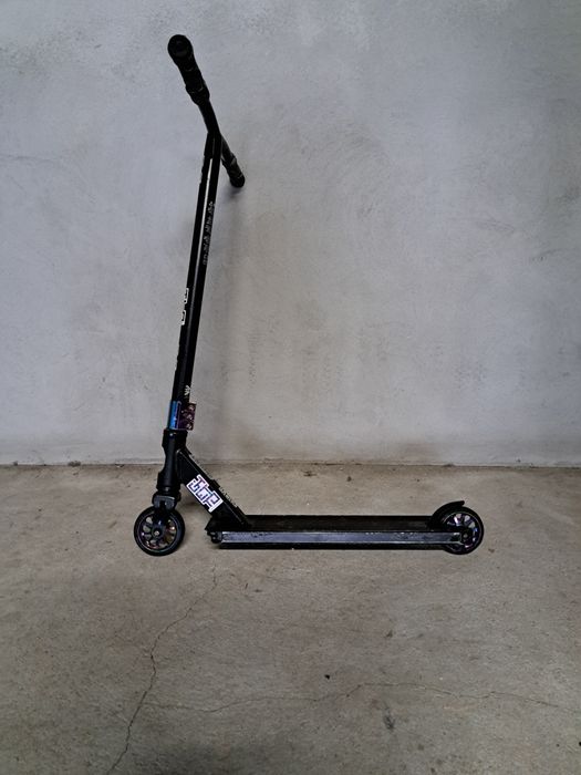 Trotineta frestyle  Slamm Clasic 9 Black/Neochrome