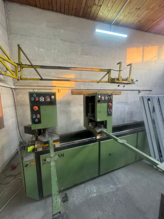 Станок для пластиковых окон Kaban