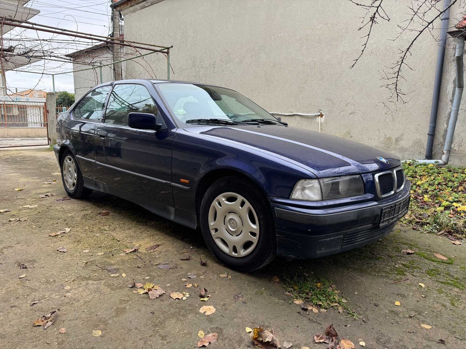 BMW 316i 1,6 купе бензин 1997 година за части