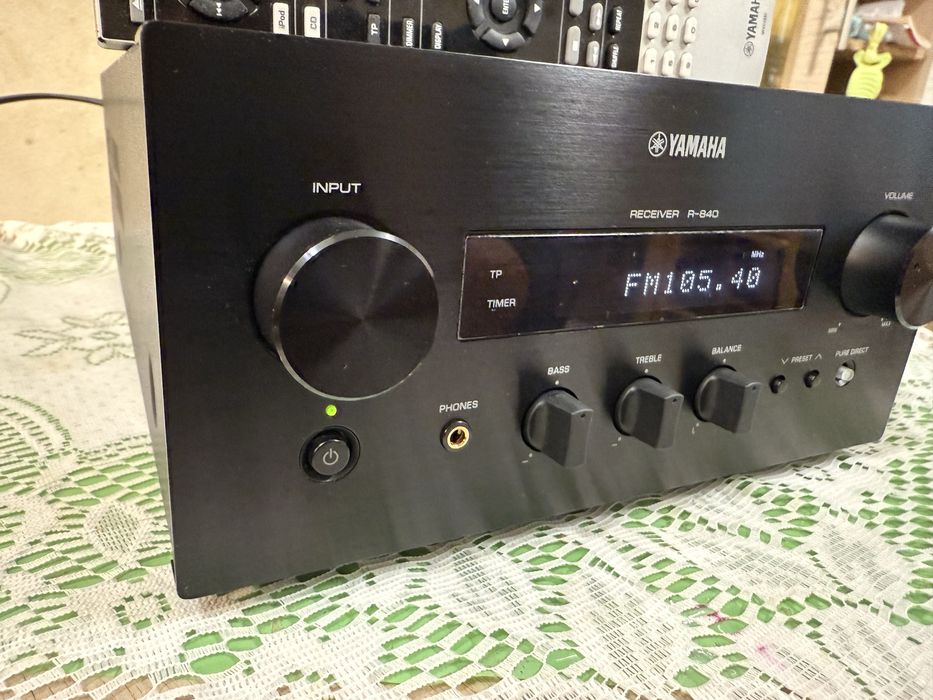 Yamaha R-840 стерео