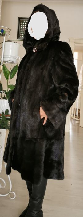 Продам норковую шубу