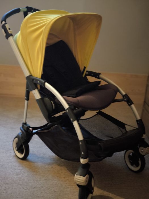 Bugaboo - Carucior Bee 6 Black/Black/Lemonn Yellow sistem 2 in 1
(