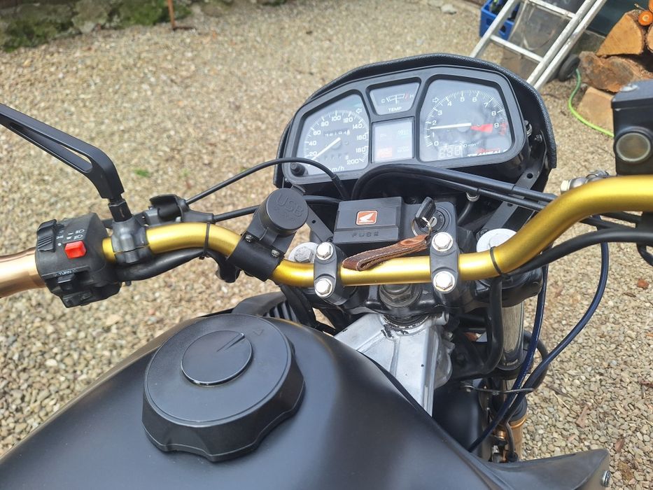 Honda Transalp 600 Cafe Race