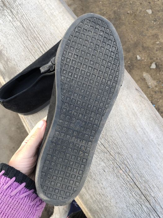 Продам кроссовки