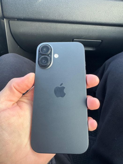 Iphone 16. 128gb память.