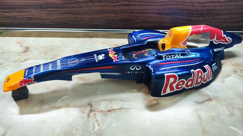 Продавам F1 rc Kyosho rb7 1:7 модел на