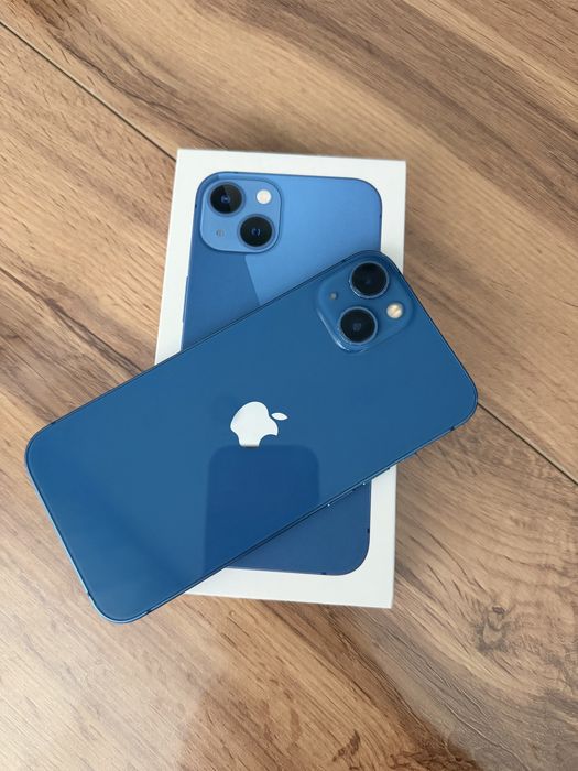 Продам Iphone 13