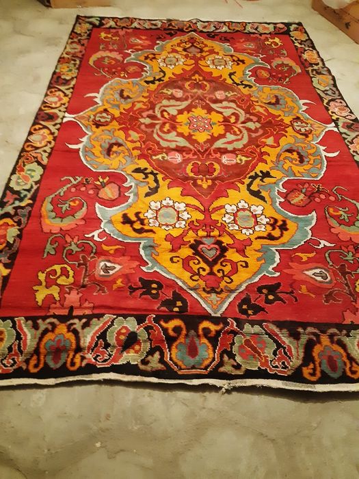 Ковёр антикварный в идеальном состоянии
