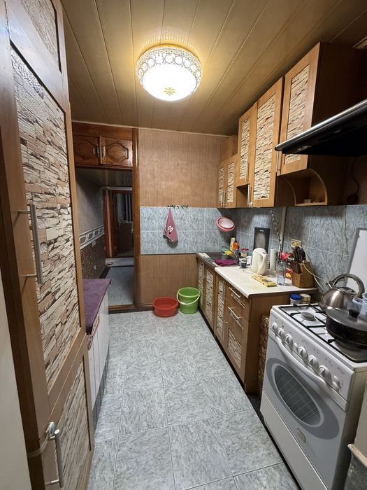 Срочно продается 3-ком кв на 3 этаже Мархабо и 29-школа