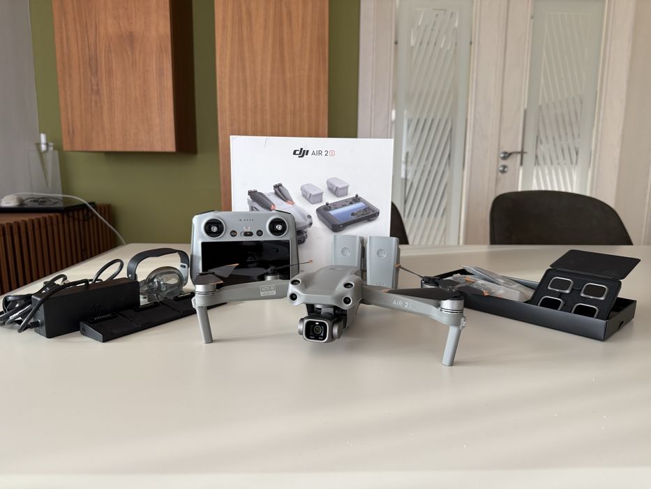 DJI Air 2S  Combo+ Дистанционно за управление