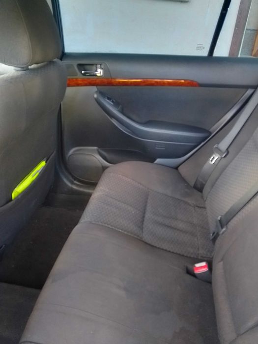 Продавам Тойота,,Авенсис"