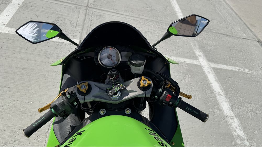 Vând Kawasaki ZX-6R