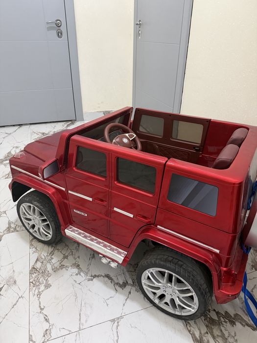 Продам машинку для детей