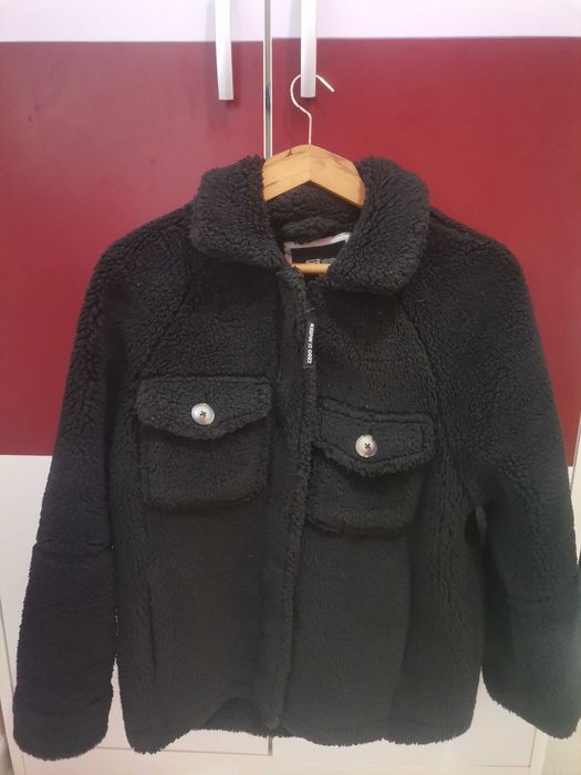 Якета в много запазени, размер  xs за момиче