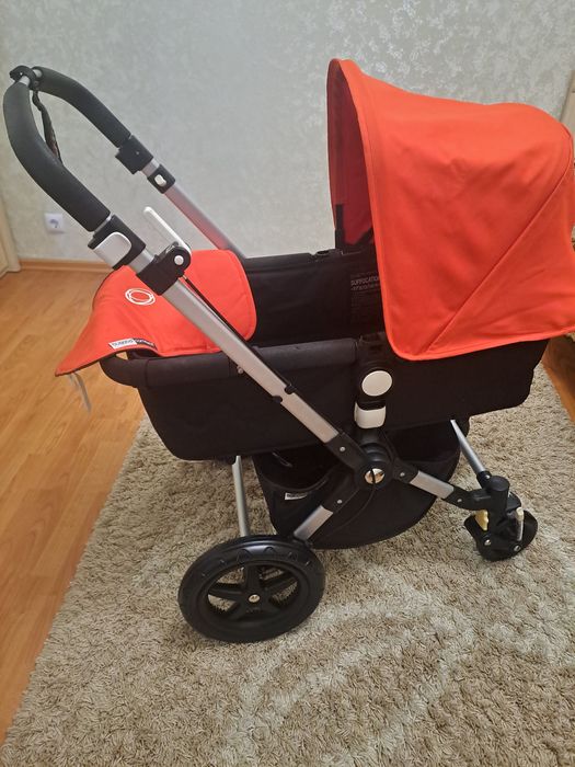 Продам фирменную коляску bugaboo cameleon