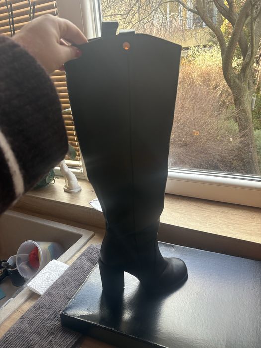 Обувка на ток до коляно /елегантни  /