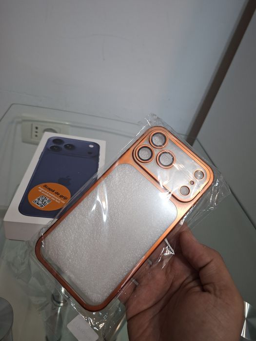 iphone 17 pro max huse si privacy ecran protectie