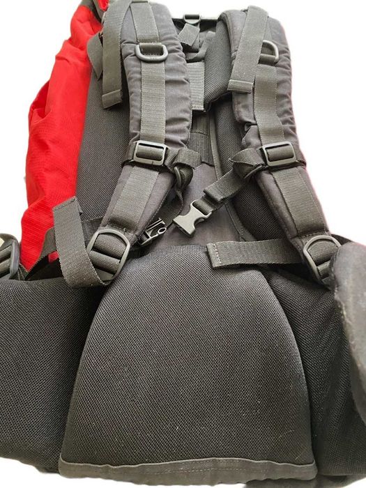 **Rucsac profesionist pentru ture alpine / drumeții montane /hiking –60 L**