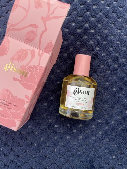 Parfum de par Gisou Wild rose