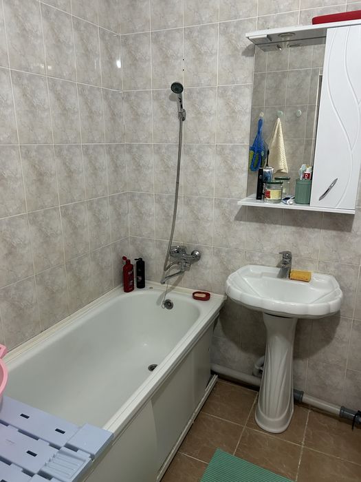 Сдам квартиру только семейным