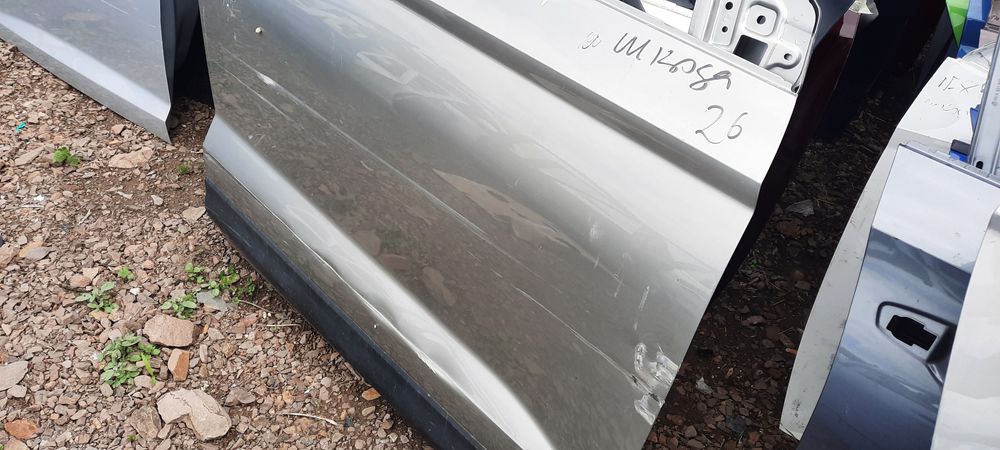 Предна дясна врата на  Skoda K Rog