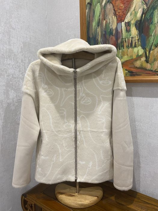 Продам куртку зимнюю