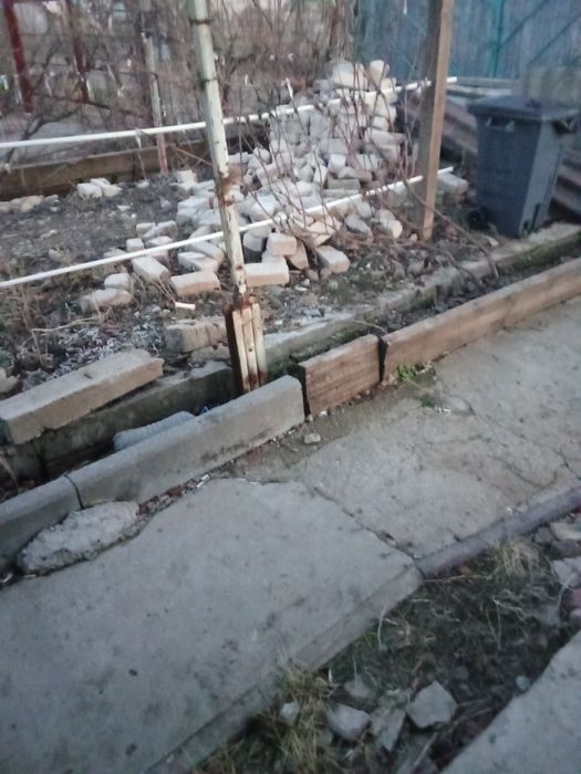 Отдам даром кирпич