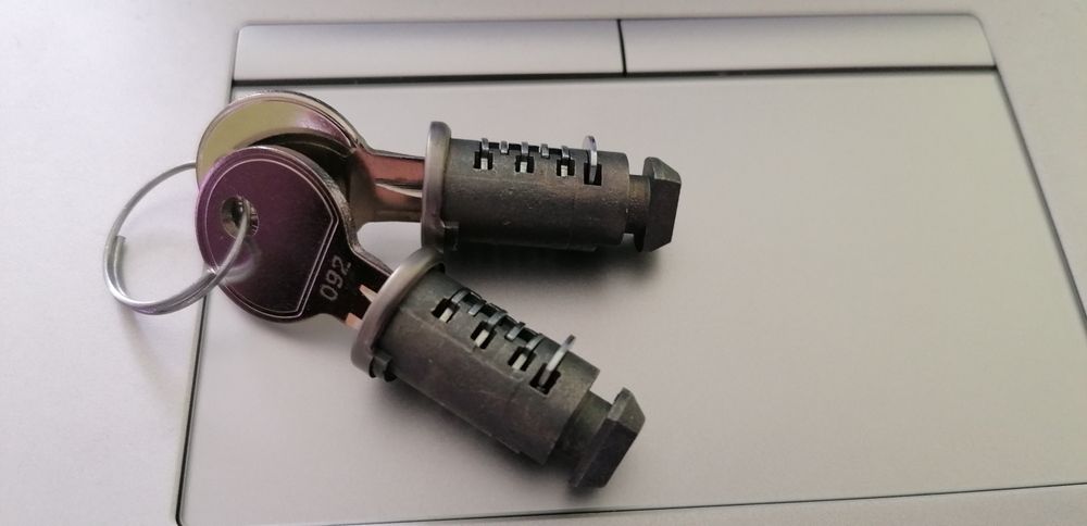 Ключалки Thule, ключета, капачки за греди