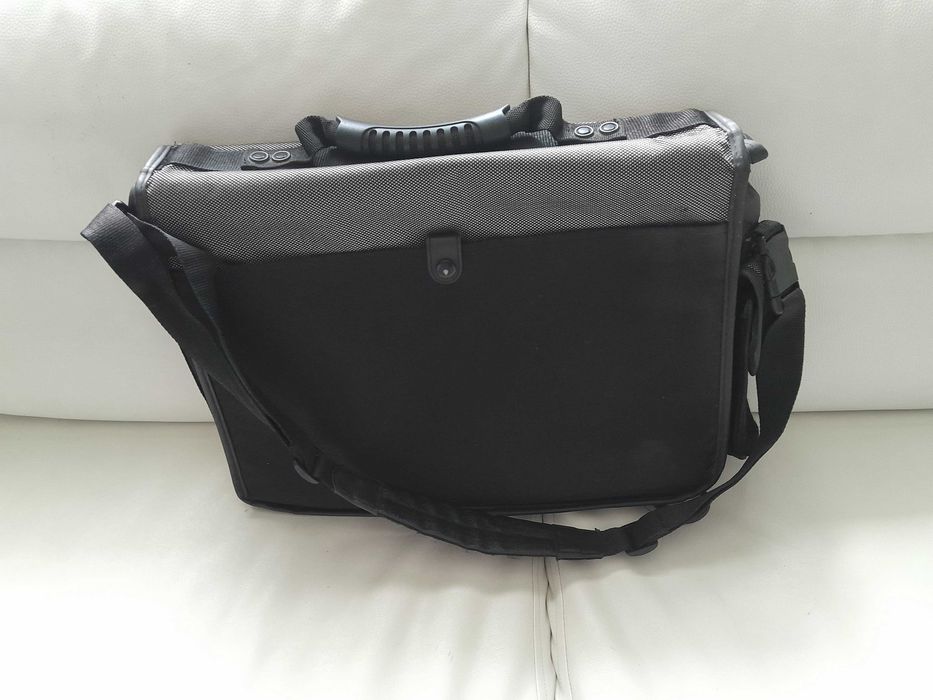 Geanta pentru laptop