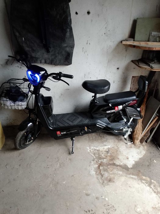 Продавам Електрически Скутер Мотор!