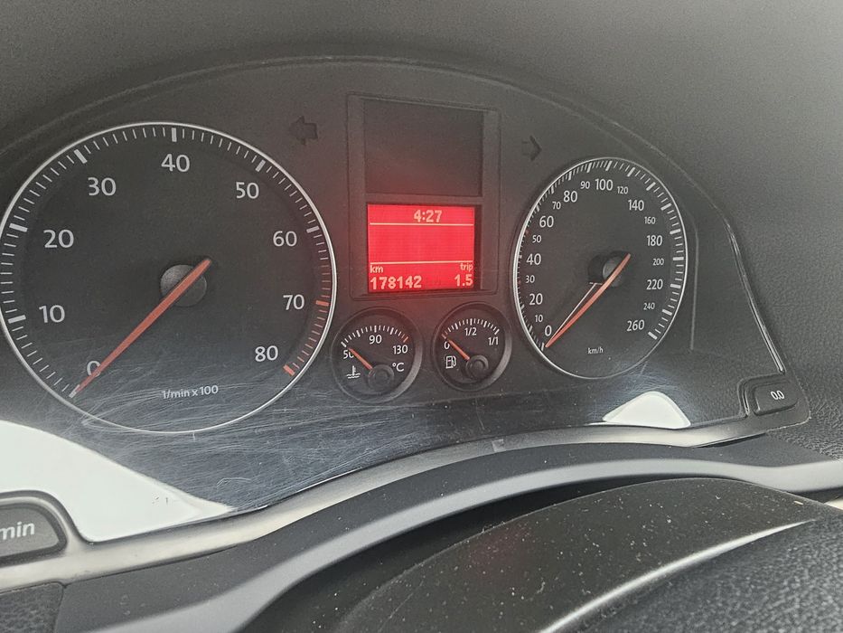 Vw jetta 1.6 Fsi ! 6 viteze !