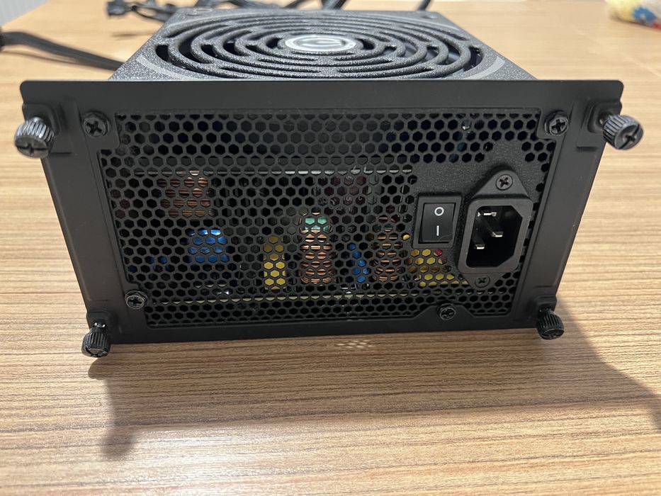 Sursa modulara platinum Evga