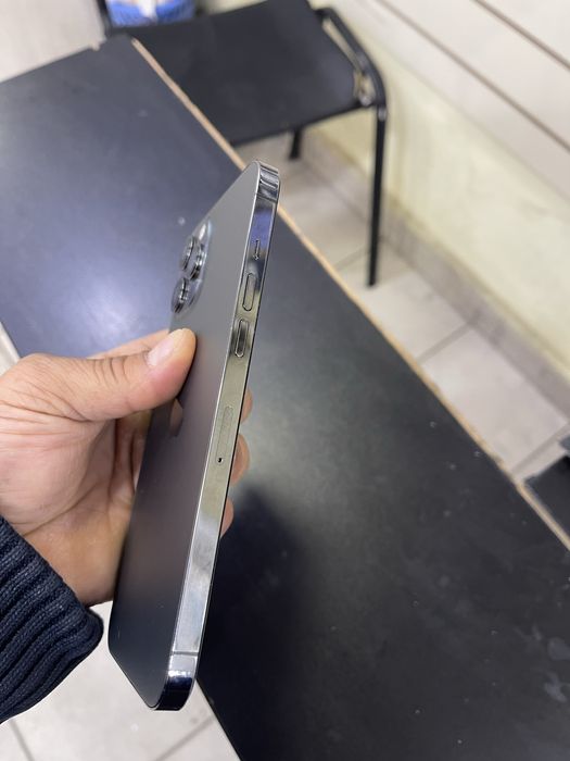 Apple 12 pro max 256 pamet  85yomkost smsga javob yozolmiman tel qlila