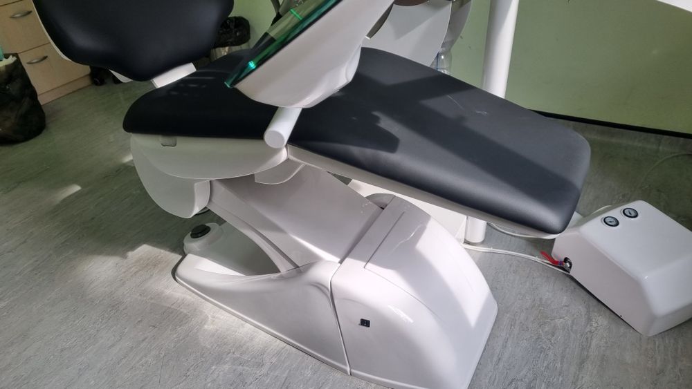 Стоматологичен стол