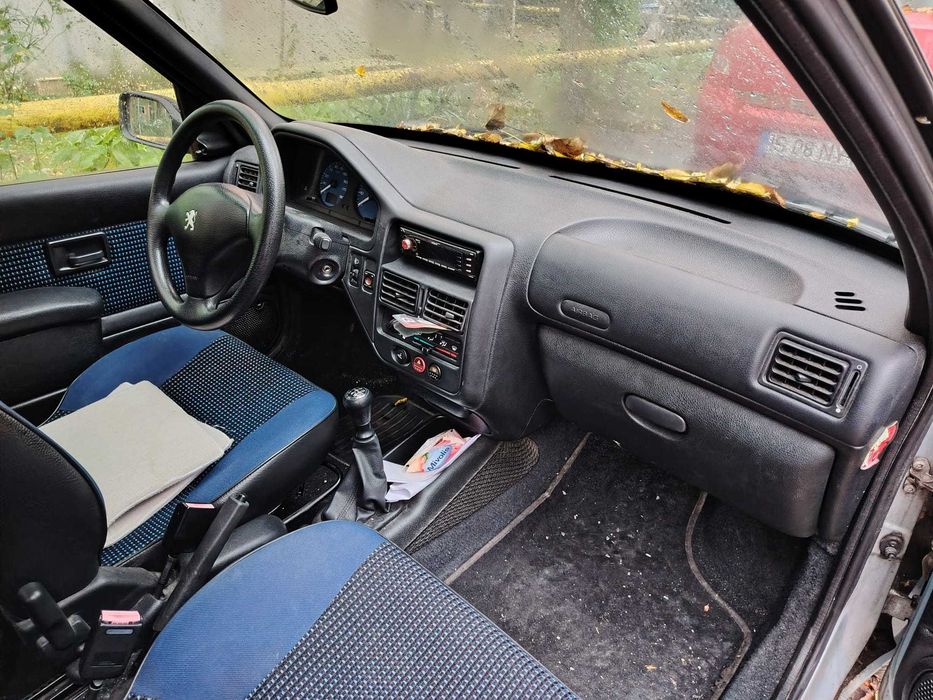 Peugeot 106 2002 benzină, 468 € — imagine 4