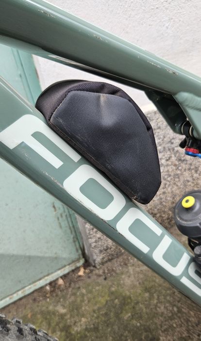 Продавам планински велосипед Focus Thron 6.9