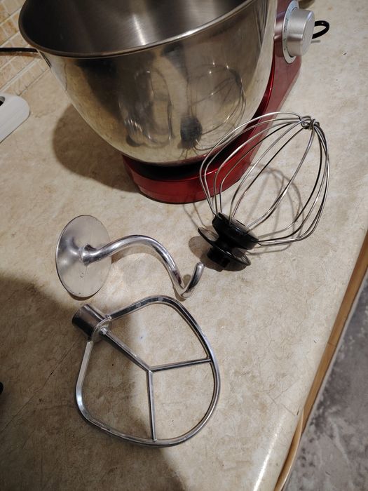 Миксер Kitfort КТ-1308 красный