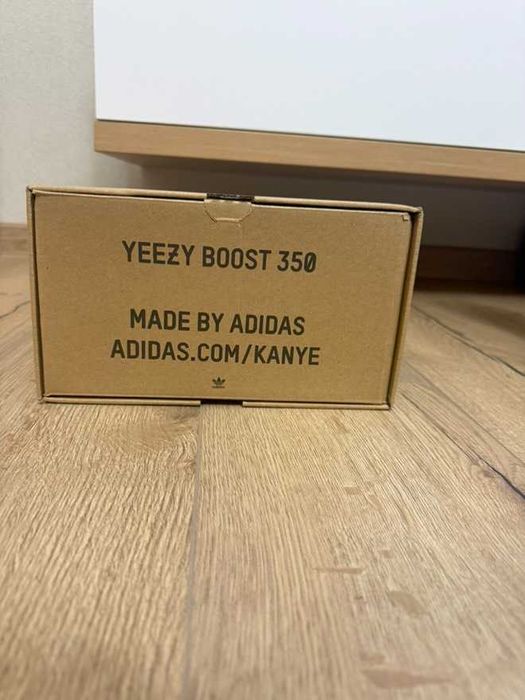 Adidas yezzy 350 beige 41-42