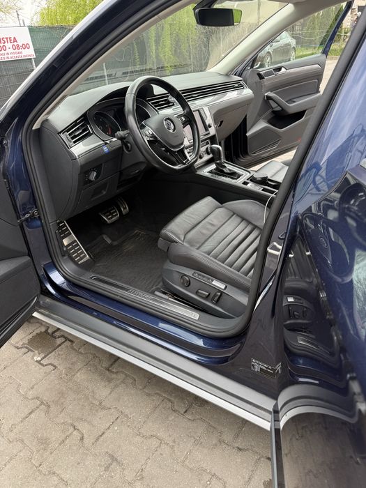 VOLKSWAGEN Passat Alltrack 2016 — imagine 4