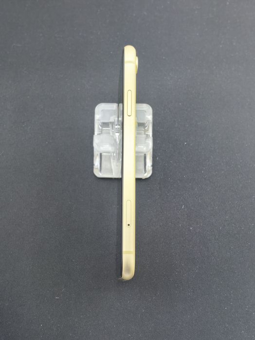 Apple iPhone XR 64 GB ID-mfh294