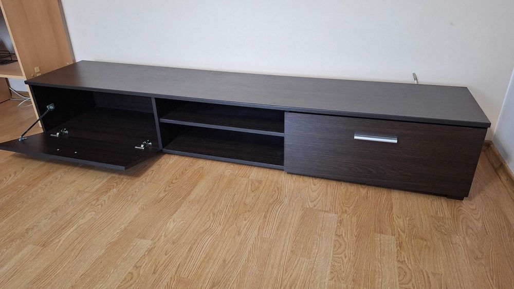 Mobila living in stare buna