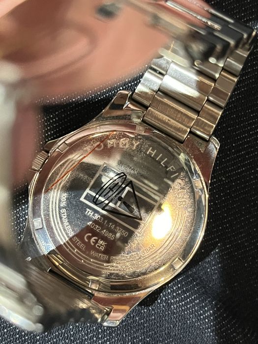 Оригинальные часы Tommy Hilfiger