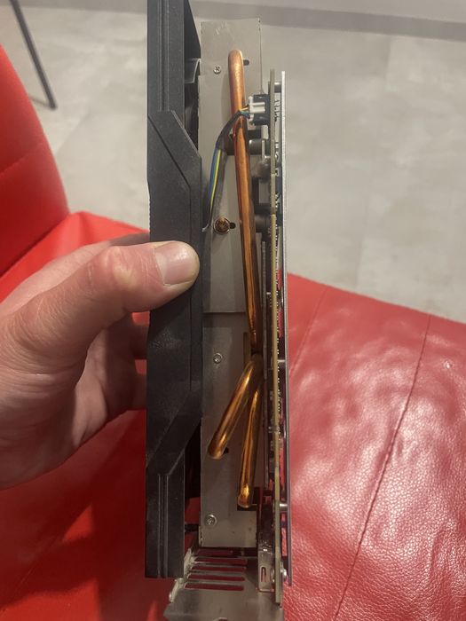 Видеокарта ASRock Radeon RX 5600 XT Challenger 6GB OC